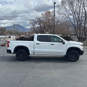 CHEVROLET SILVERADO 1500 ZR2 - 10