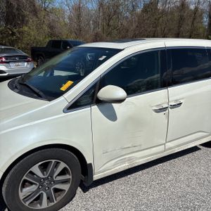HONDA ODYSSEY TOURING - 2