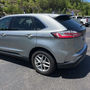 FORD EDGE SEL - 6