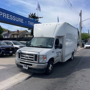 FORD E-350 CUTAWAY - 3