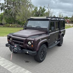 Land Rover Defender Custom - 1