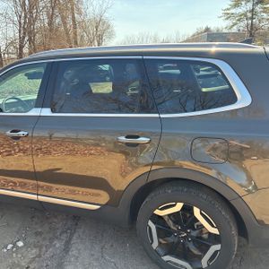 KIA TELLURIDE S - 6