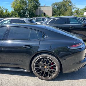 صورة 6 لـ 2022 Porsche PANAMERA GTS