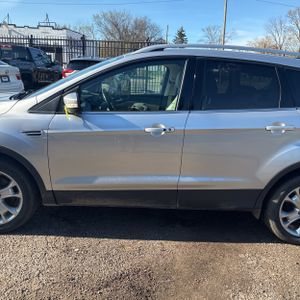 FORD ESCAPE TITANIUM - 4