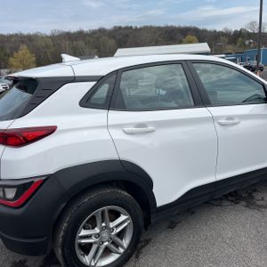 HYUNDAI KONA SE - 9