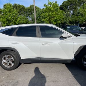 2022 Hyundai TUCSON SE 照片 10