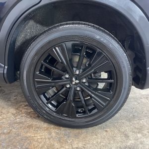 2018 Mitsubishi ECLIPSE CROSS LE — миниатюра 18