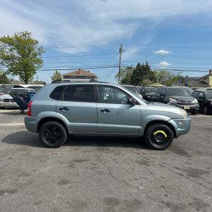 HYUNDAI TUCSON GLS - 10