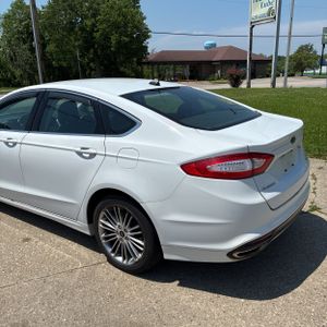 FORD FUSION SE - 6