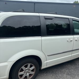 صورة 9 لـ 2012 Chrysler TOWN AND COUNTRY TOURING