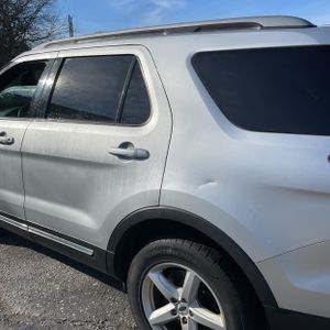 FORD EXPLORER XLT - 6
