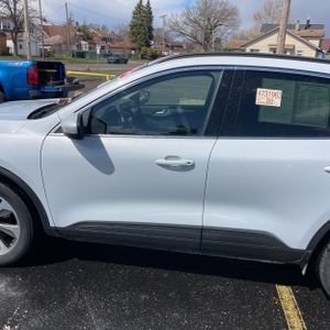 FORD ESCAPE PLATINUM - 4