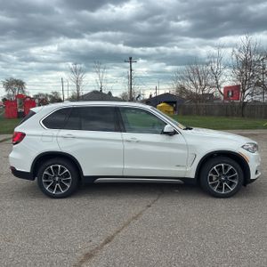 BMW X5 XDRIVE35I - 10