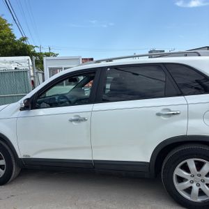 2013 KIA SORENTO LX — фото 3