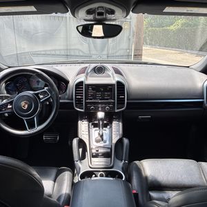2016 Porsche CAYENNE S — миниатюра 35