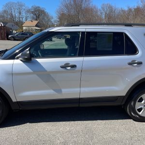 FORD EXPLORER BASE - 4