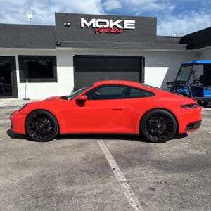 Porsche 911 Carrera - 3