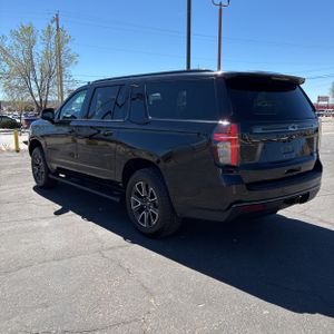 CHEVROLET SUBURBAN Z71 - 5