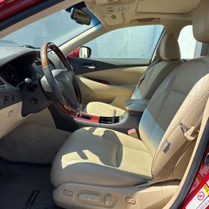 صورة 31 لـ 2009 Lexus ES 350 BASE