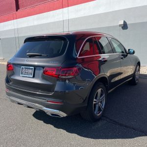 MERCEDES-BENZ GLC - 8