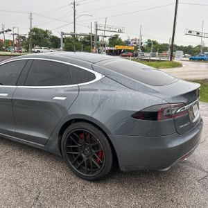 TESLA MODEL S BASE - 6