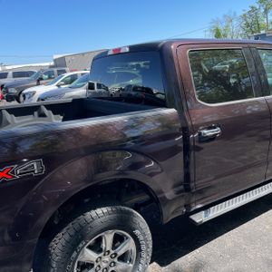 FORD F-150 XLT - 9