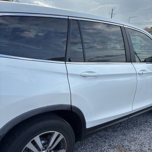HONDA PILOT EX - 9