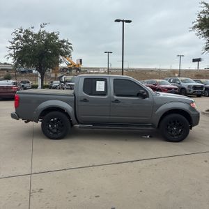 2019 Nissan FRONTIER SV — фото 10