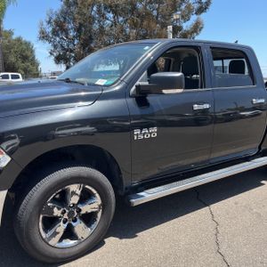 2017 RAM 1500 BIG HORN 照片 2
