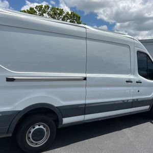 FORD TRANSIT 250 - 9