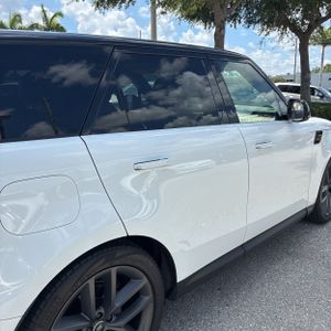 صورة 9 لـ 2024 LAND Rover RANGE ROVER SPORT P360 SE