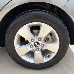 2019 KIA SOUL BASE — миниатюра 18