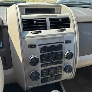2009 FORD ESCAPE XLT photo 37