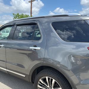 FORD EXPLORER PLATINUM - 6