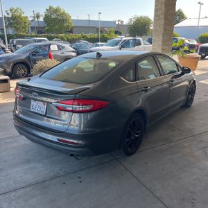 FORD FUSION SE - 8