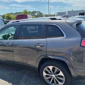 صورة 6 لـ 2019 JEEP CHEROKEE OVERLAND