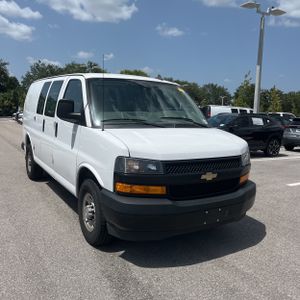 صورة 10 لـ 2021 Chevrolet EXPRESS 2500