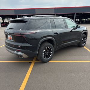 2025 Chevrolet TRAVERSE Z71 照片 8