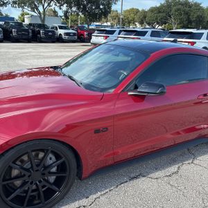 صورة 2 لـ 2021 FORD MUSTANG GT