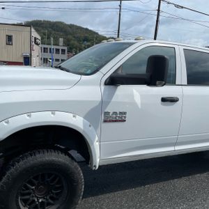 2017 RAM 3500 TRADESMAN 照片 2
