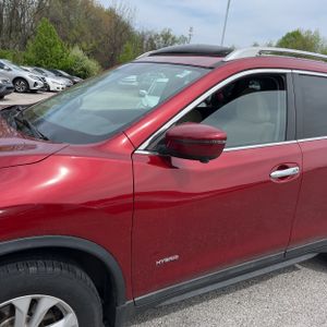 NISSAN ROGUE SV - 2