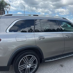 صورة 9 لـ 2023 Mercedes-BENZ GLS