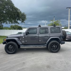 2020 JEEP WRANGLER UNLIMITED SAHARA — фото 3