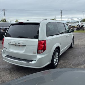 DODGE GRAND CARAVAN - 8