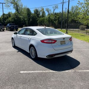FORD FUSION SE - 5