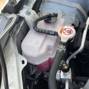 صورة مصغرة 47 لـ 2025 Toyota COROLLA LE