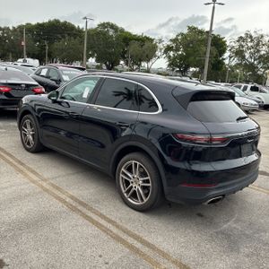صورة 5 لـ 2019 Porsche CAYENNE BASE