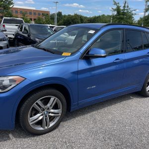 2018 BMW X1 XDRIVE28I 照片 2