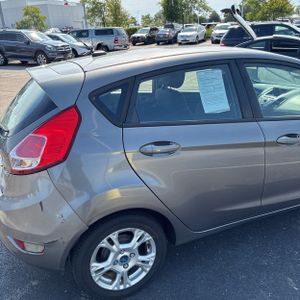 2014 FORD FIESTA SE 照片 9