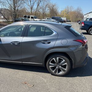 LEXUS UX 250H BASE - 6